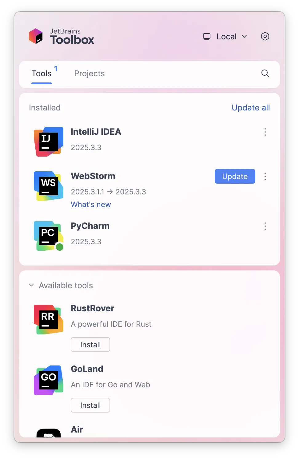 JetBrains Toolbox App içinde IntelliJ IDEA, WebStorm ve PyCharm araçlarının listelendiği resmî ekran